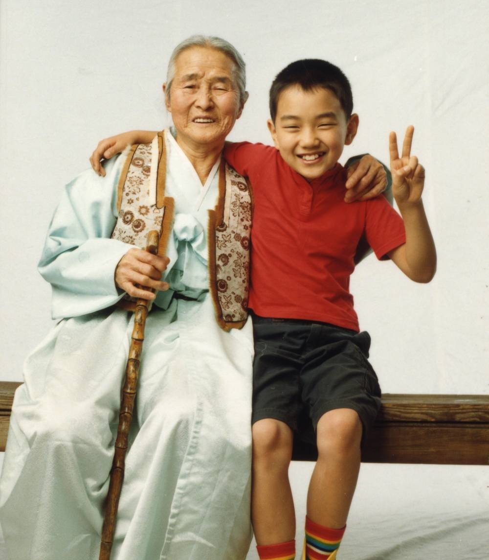 할머니가 생각나는 영화 '집으로'