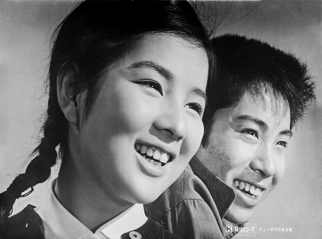 큐폴라가 있는 거리 포스터