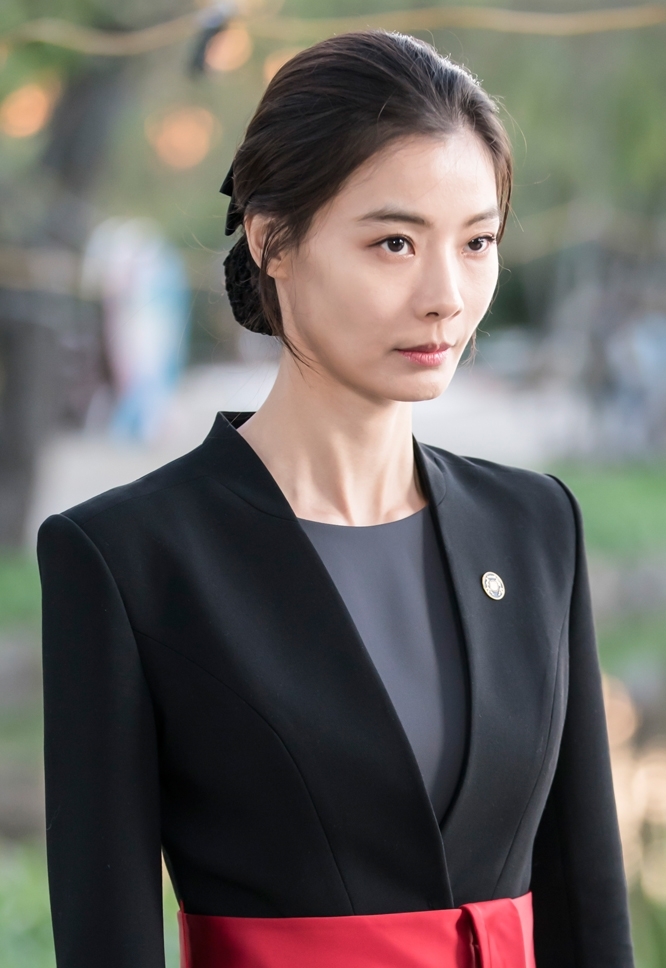 윤소이 나이 프로필 본명 키 결혼 남편 인스타 과거 근황 조성윤