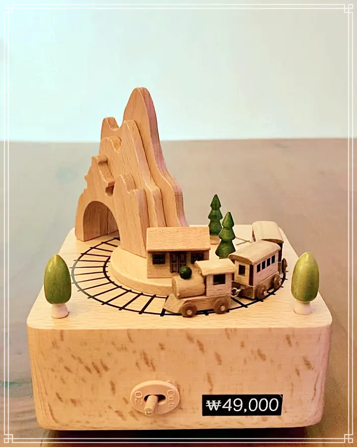 부산, 기장 맛집 나만의 오르골 만들 수 있는 디저트 감성 카페, 와플