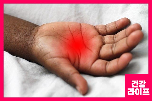 손저림은 사람에 따라 손저림 원인은 다양하며 만성 질환이나 급성 부상의 결과