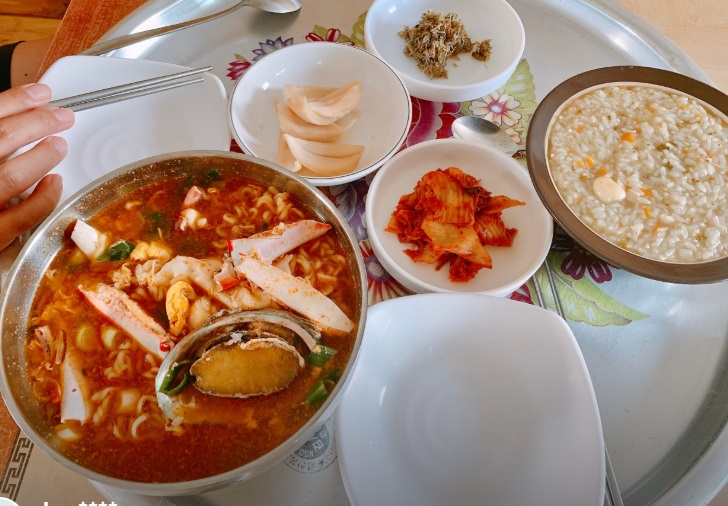 사랑의섬-외달도-한옥민박-박광수-예약