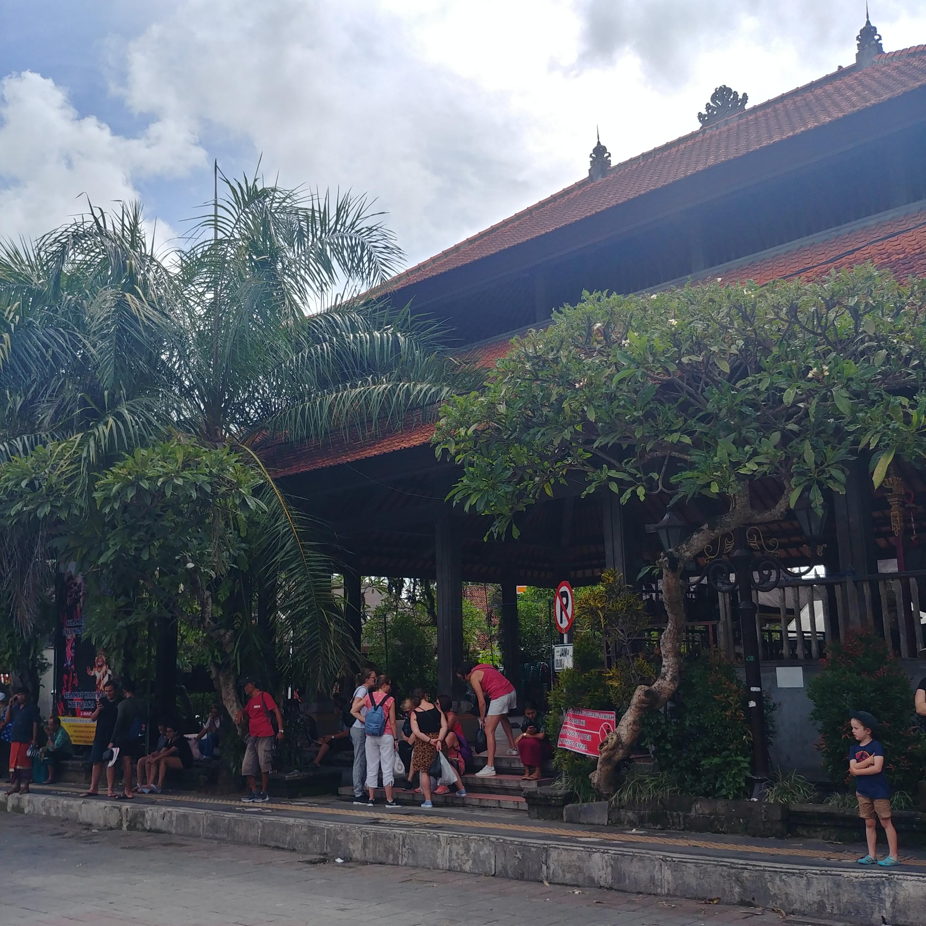 발리 우붓 여행 우붓 왕궁 Ubud Palace