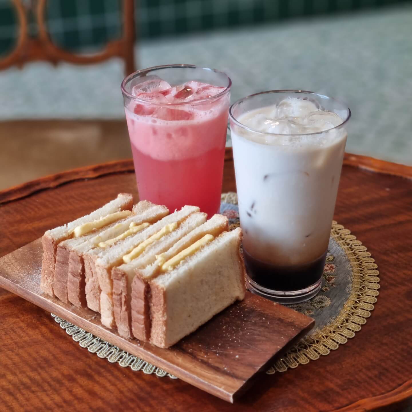 동대문구 장안동 카페 읍천리 382 리뷰 토스트 맛집