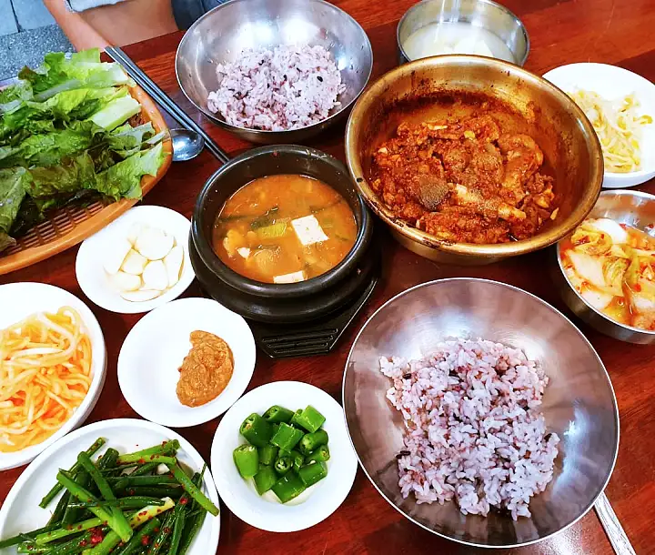 생방송오늘저녁 대구 서문시장 매콤한 돼지갈비찜 40년 노포 매운 소갈비찜 맛집 추천