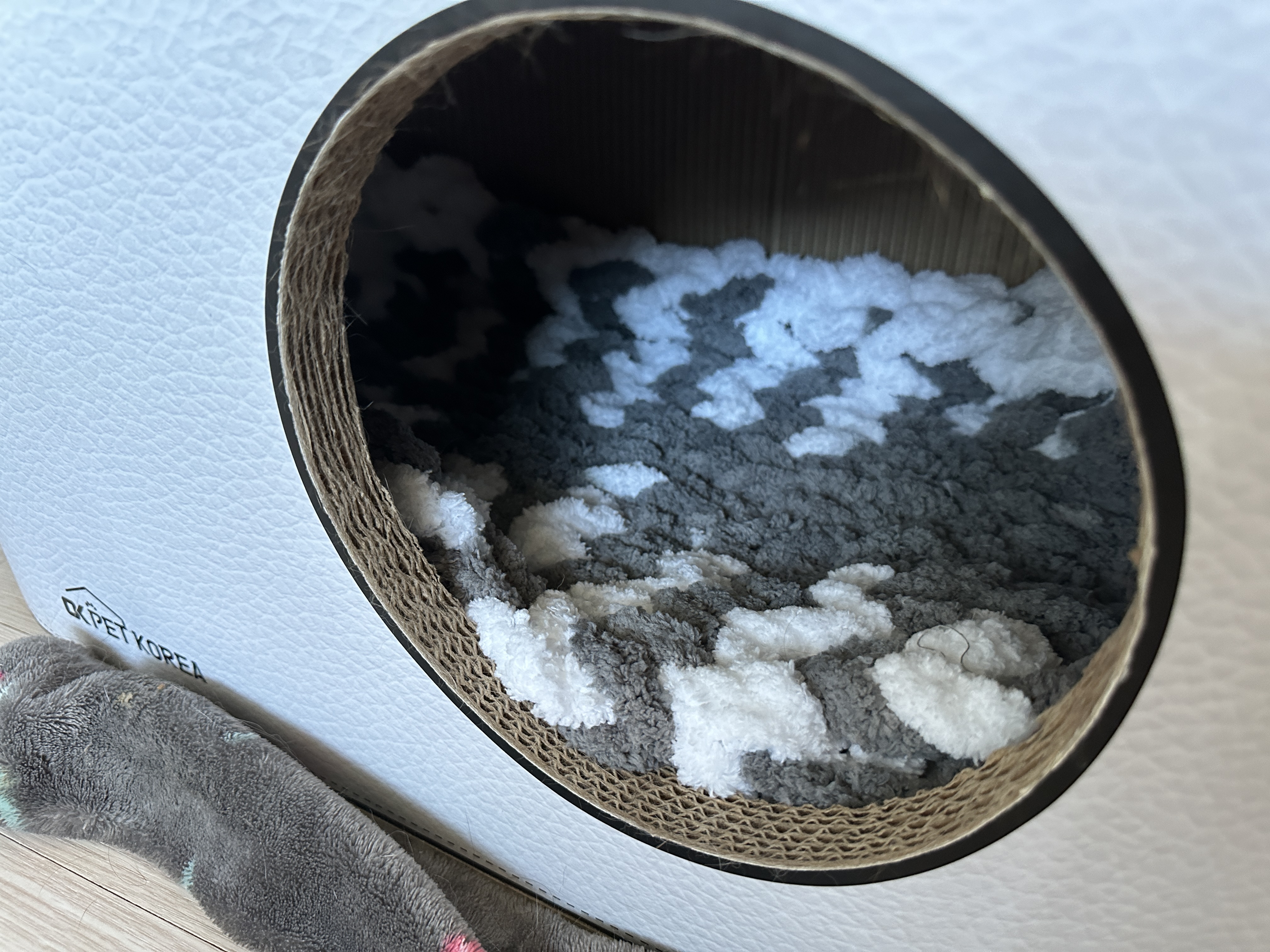 하이라운드_스크래쳐_안에_깔아준_청키수면사_방석