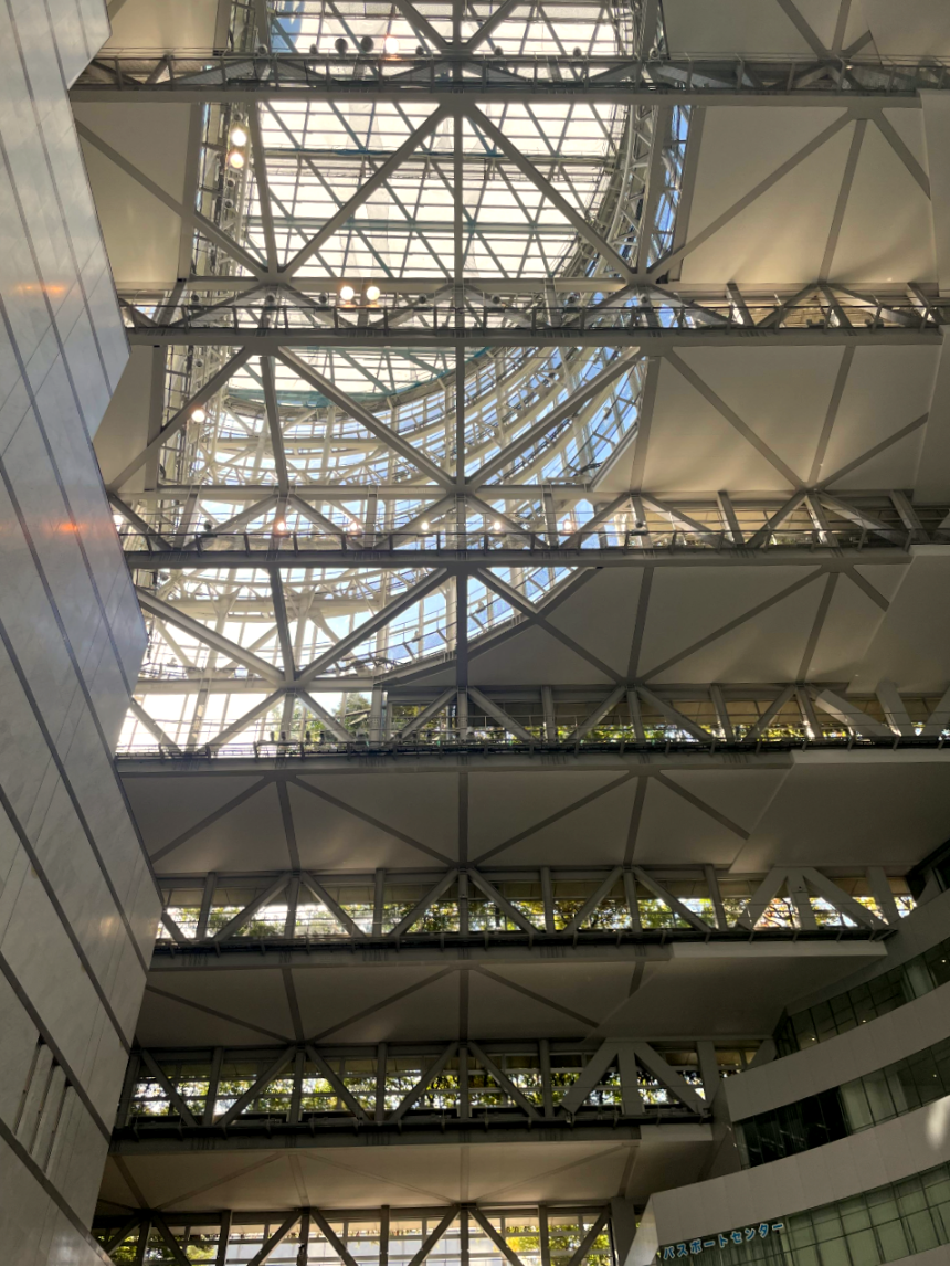 아크로스 후쿠오카 아트리움1