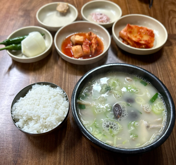 오늘N 위대한일터 모둠국밥 고기국수 전남 장성군 황룡우시장국밥집