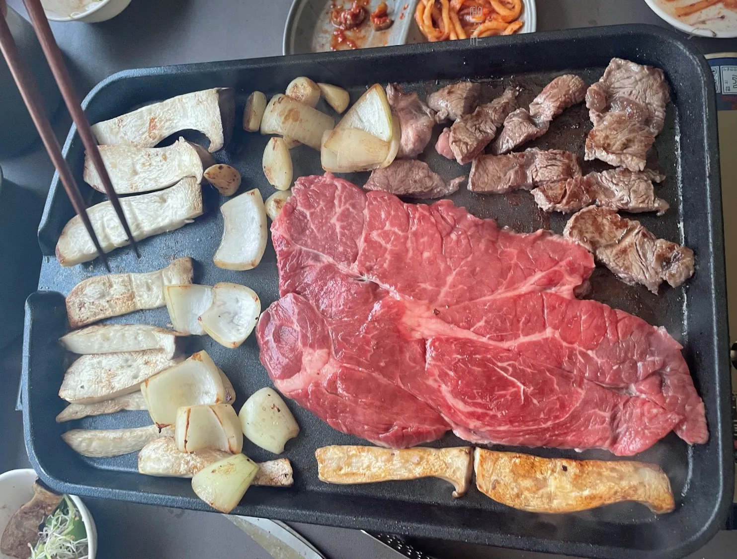 부모님과-4인-가족캠핑-자주-사용하는-캠핑용품-필수템-식기도구세트-구이바다-사용후기