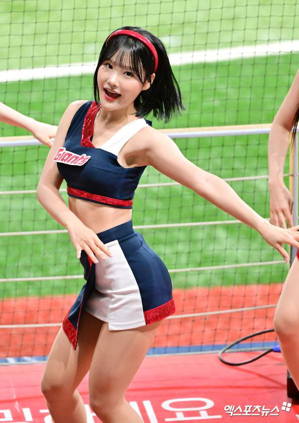 최홍라 치어리더 완벽 분석: 나이, 학력, 프로필 및 2026년 한화 이글스 이적 비하인드 스토리