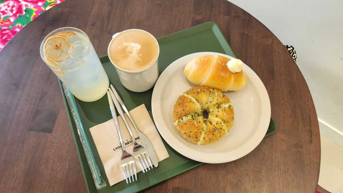 리옹베르-카페-리뷰