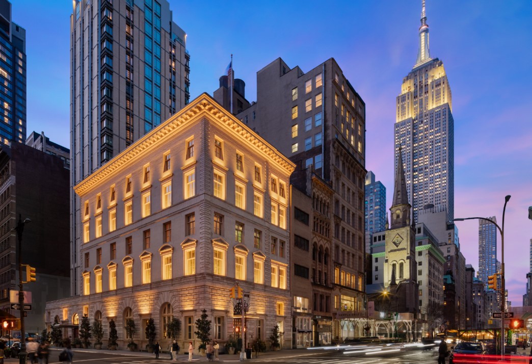 The Fifth Avenue Hotel 뉴욕 : 소개, 객실, 어메니티, 주변, 부대시설