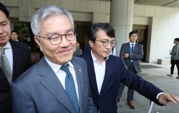 최강욱 국회의원 프로필