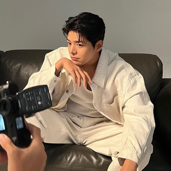 배우 려운
