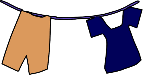 옷과바지가세탁줄에널려있는사진