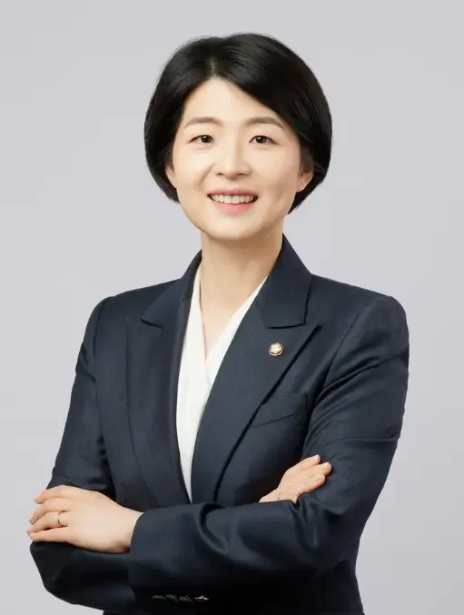 한지아