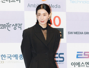 김서형