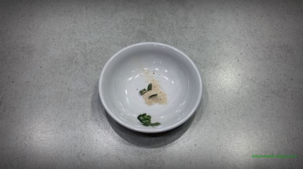 GS25 편의점 오색 한정식 도시락 2023년 1월 떡만두국 가루 스프