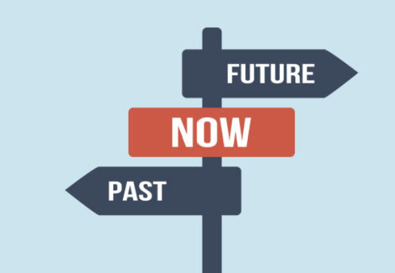 “해야 할 일에 짓눌릴 때 꺼내보는 스토아 철학 한 줄”