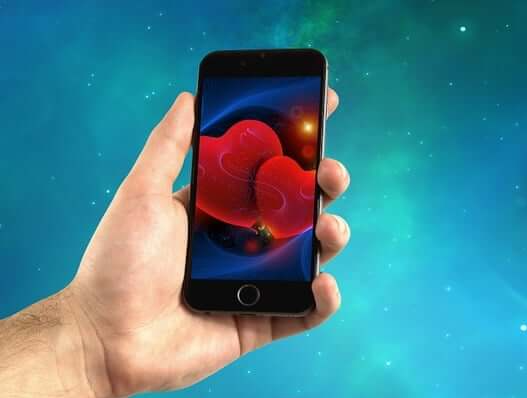 스마트폰을 못 다루는 자신을 과하게 평가절하하는 ‘디지털 자존감’ 회복법