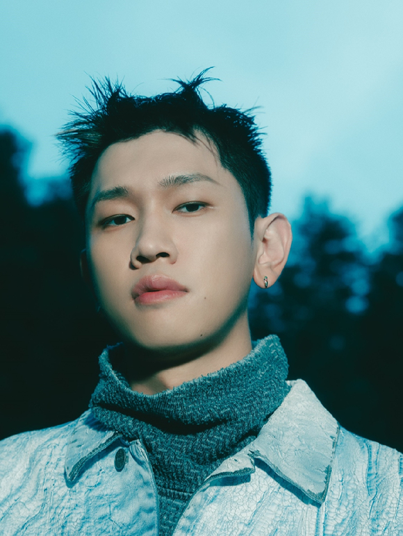 크러쉬 콘셉트 포토 [사진=피네이션]