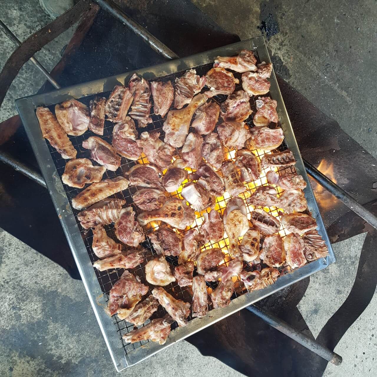 생방송투데이 외국인의 밥상 양주 광적면 오리 장작구이 맛집 먹골농장 