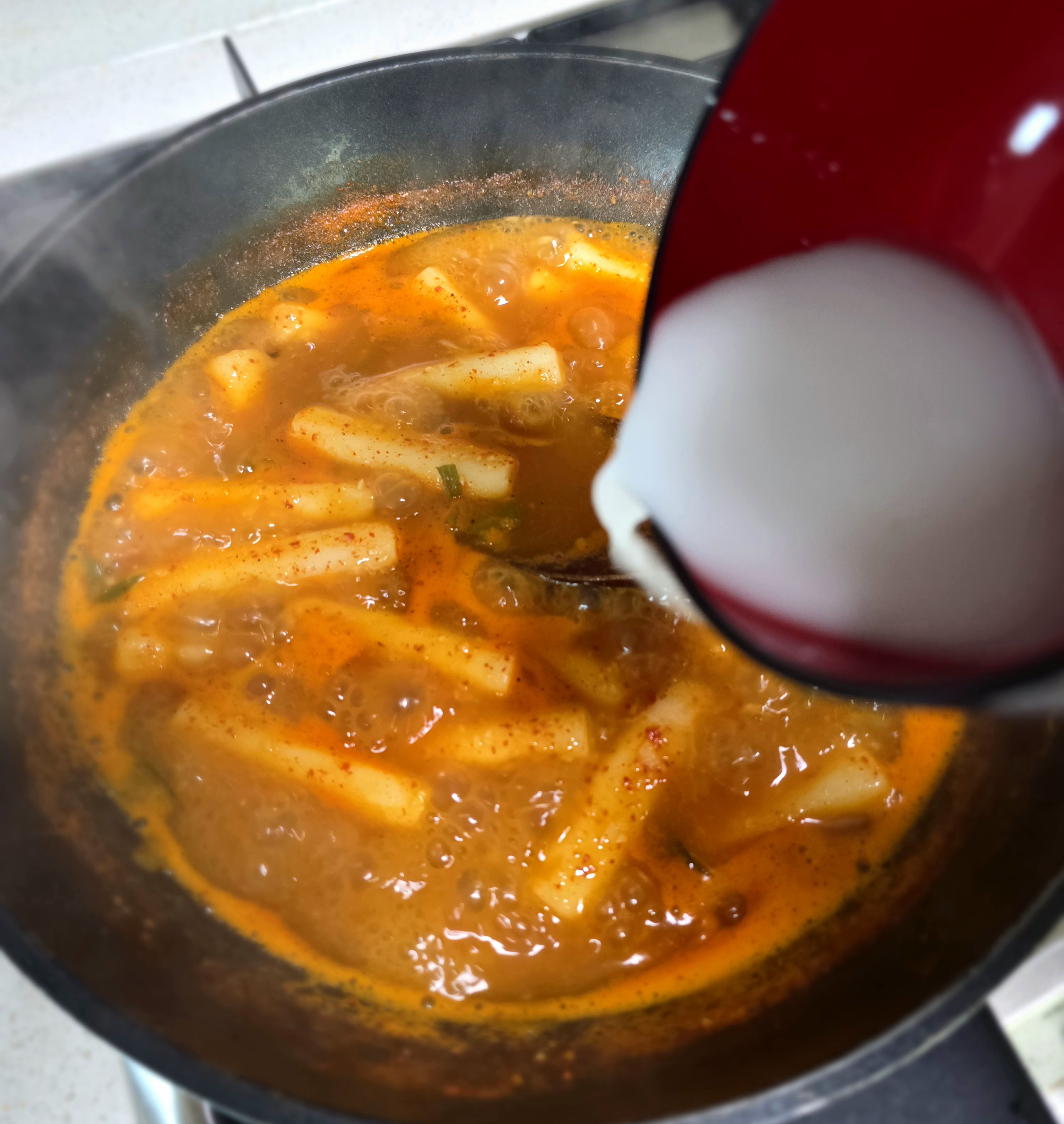 전분-물을-넣어-걸쭉하게-합니다.