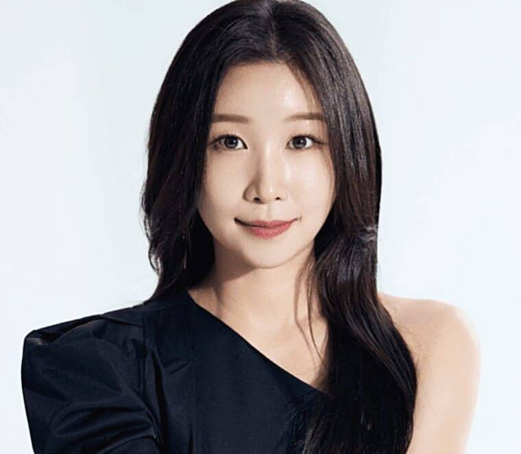 가수-이소나
