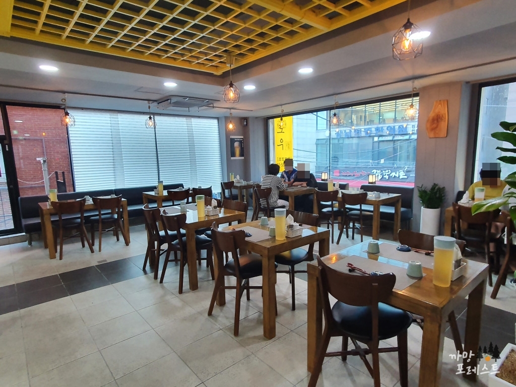 스시도우 매장 내부