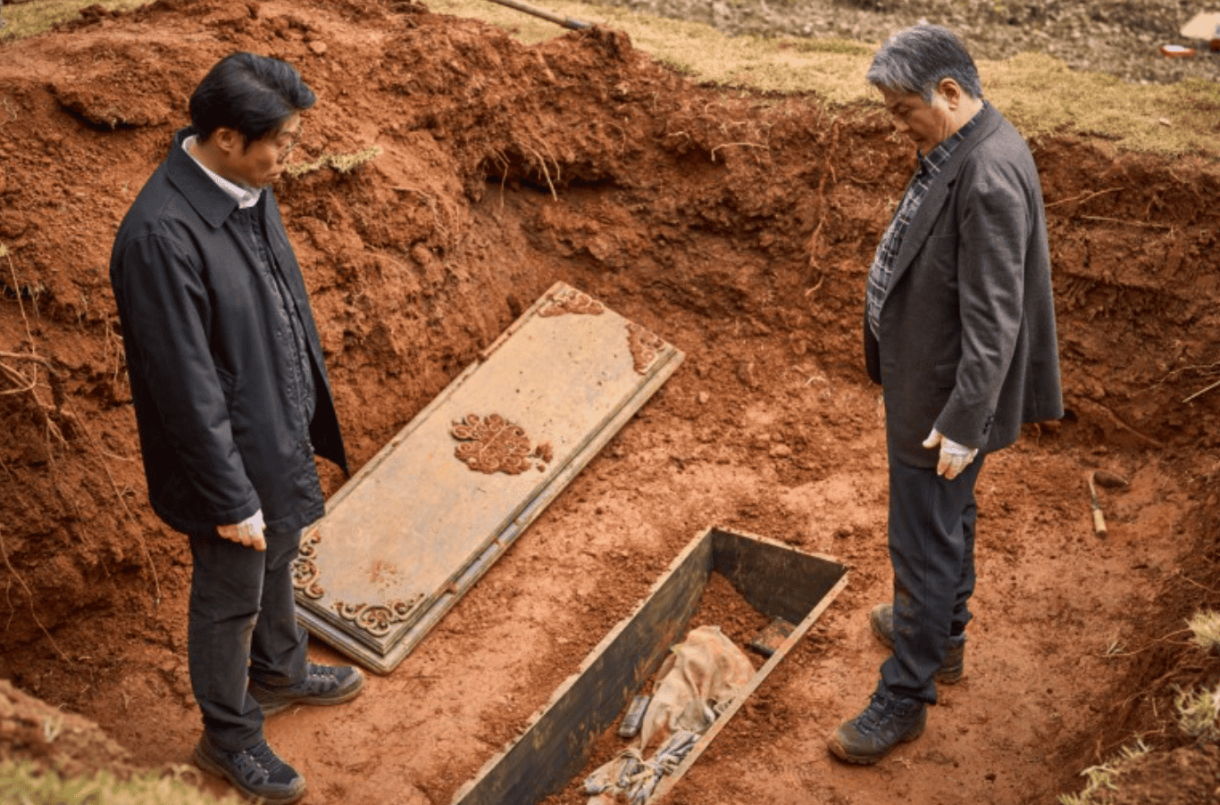 영화 파묘 해석 후기 결말 스포 포함