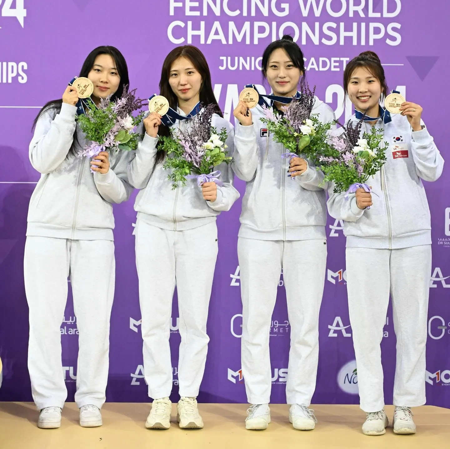 여자 청소년 펜싱