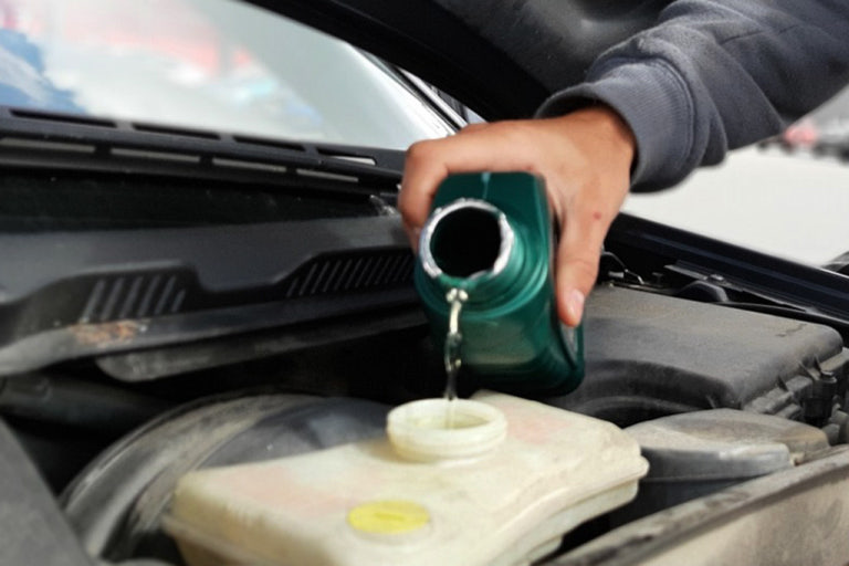 자동차 엔진오일 교체 주기 – 언제 갈아야 할까? 관련 사진