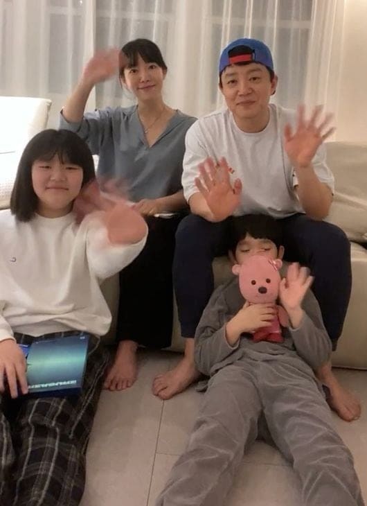 이윤진, 이범수 가족