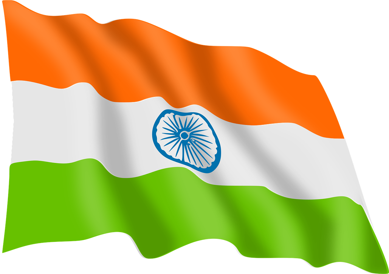 바람에 휘날리는 인도 국기를 연상케하는 사진입니다.