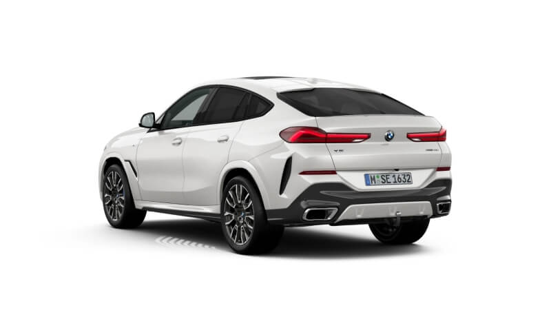 BMW X6 뒷모습