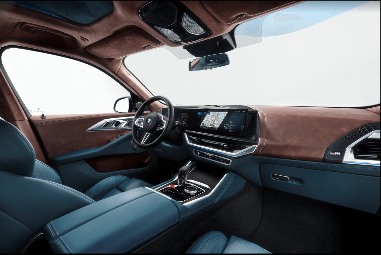 2023-BMW-XM-실내 모습 - 특수제작-시트쿠션,-14.9인치 -커브드-디스플레이