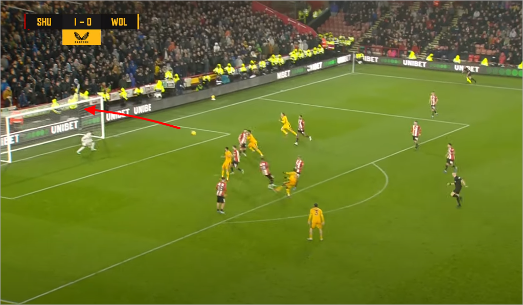 황희찬 어시스트 장면