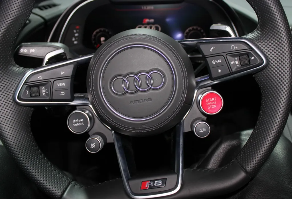 아우-미션-메카트로닉스-고장-무상-수리-관련-사진