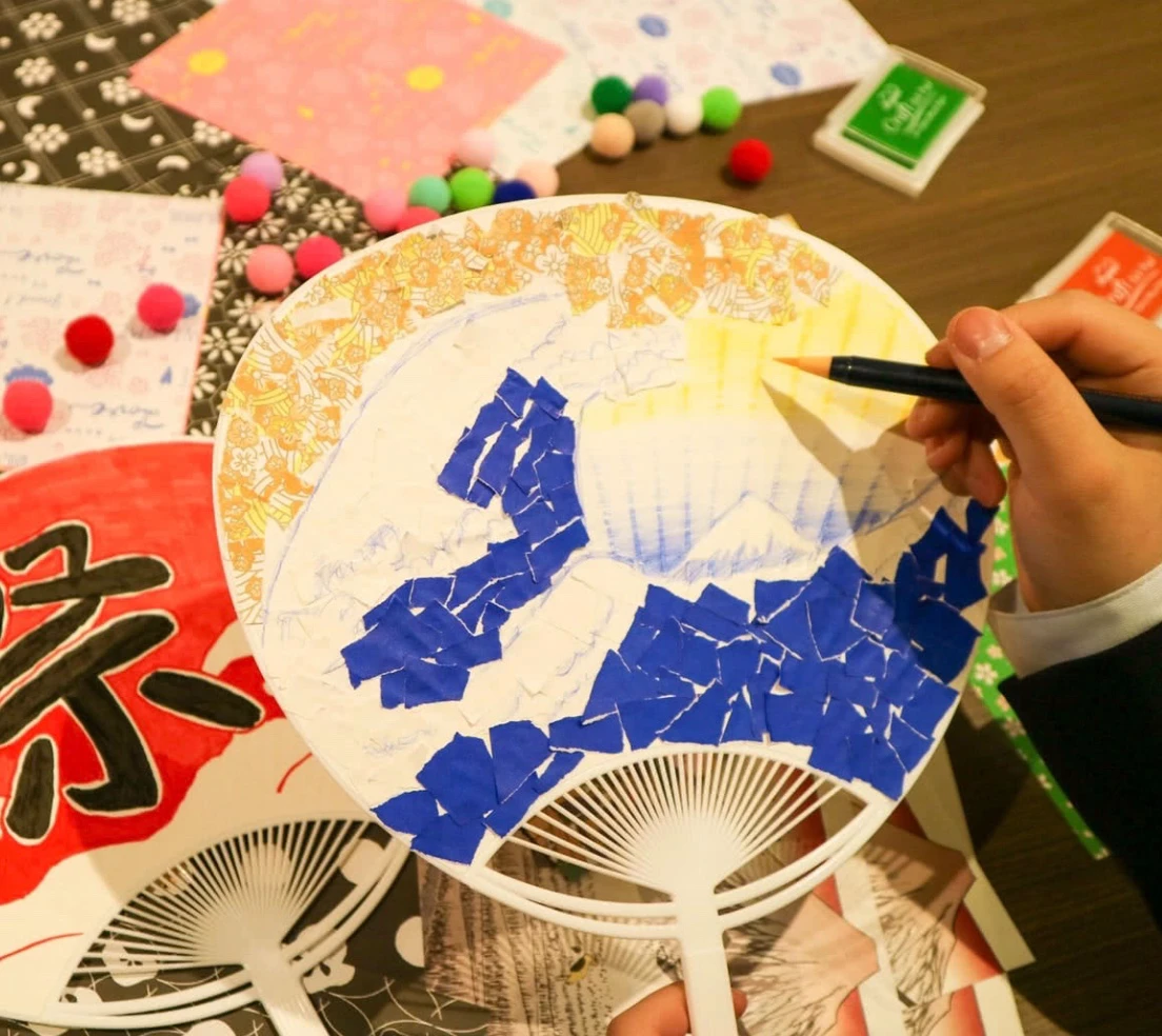 오사카 히노데 호텔 부채만들기 체험