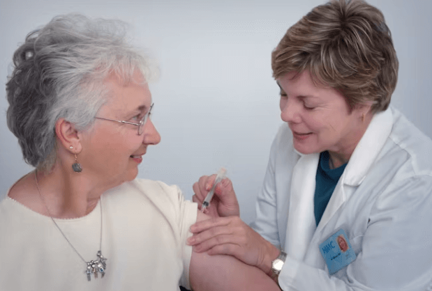 2025년 독감·코로나19 예방접종: 접종 시기&#44; 대상&#44; 주의사항