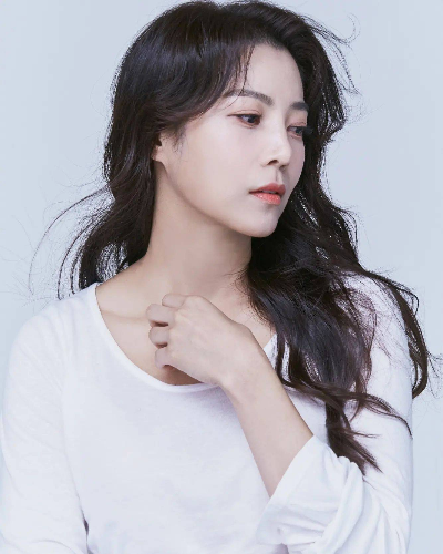 배우 이하랑