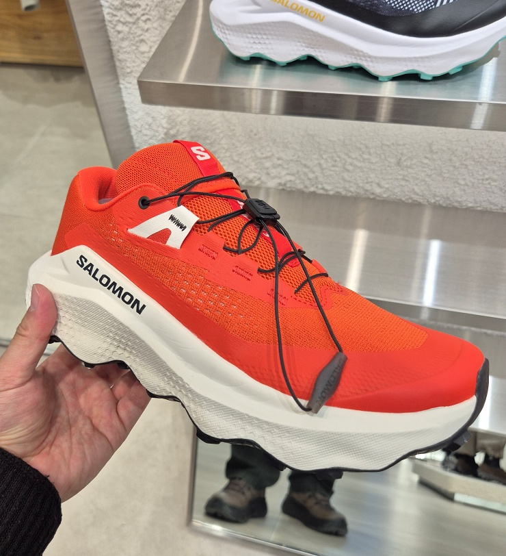 살로몬 울트라 글라이드 3 장단점