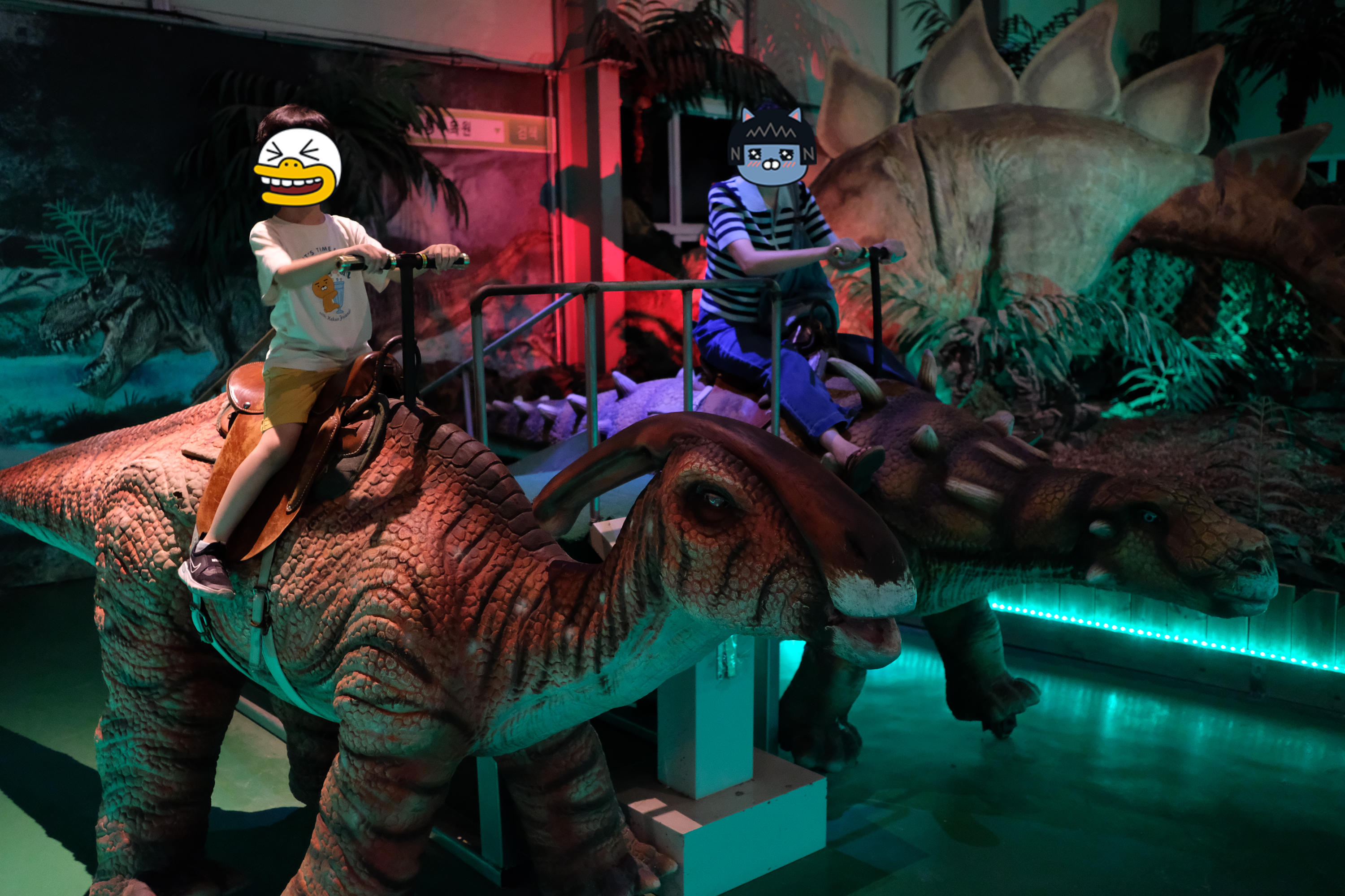 덕평공룡수목원 공룡관 공룡 탈것