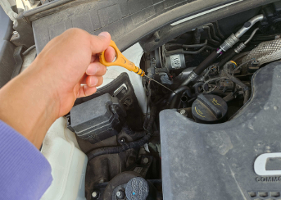 자동차 엔진오일 점검