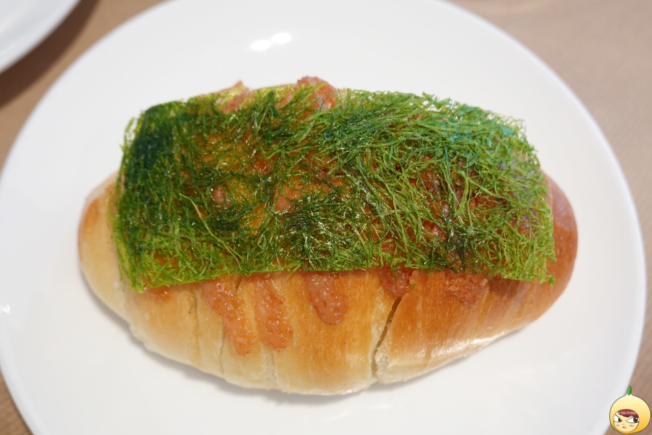 명란소금빵 앞면