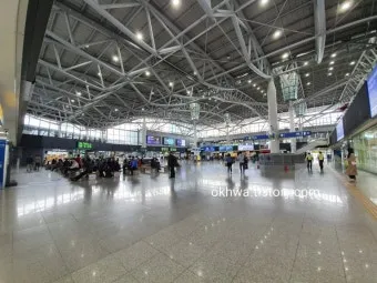 부산역 식당 추천 새벽집 국밥국수집 솔직 리뷰 넓은 매장 한식 밑반찬_2