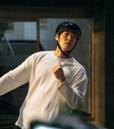 넷플릭스 영화 무도실무관 김주환 감독의 일관성