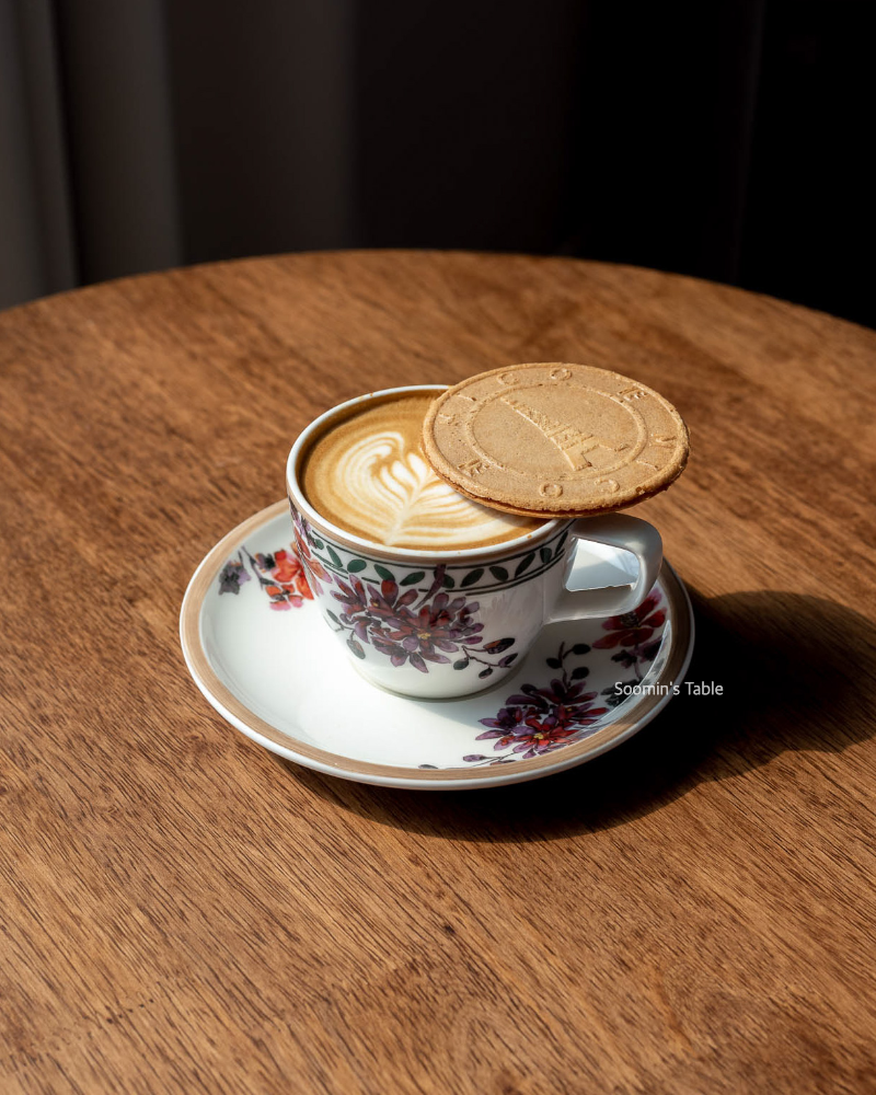 빌레로이앤보흐 아르테사노 커피잔