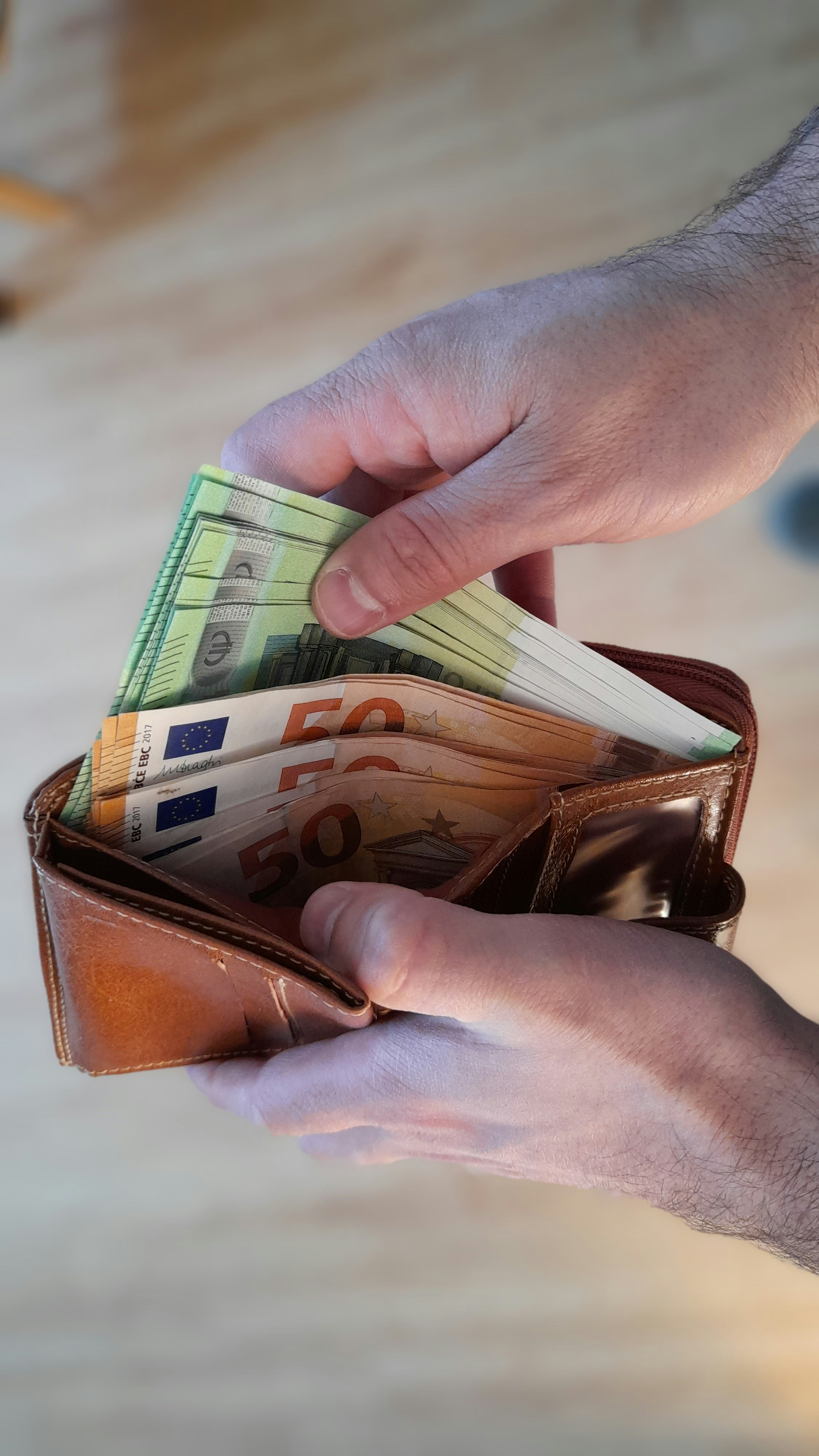 고유가 피해지원금 1차 기초수급 차상위 한부모 지급액 55만원 45만원