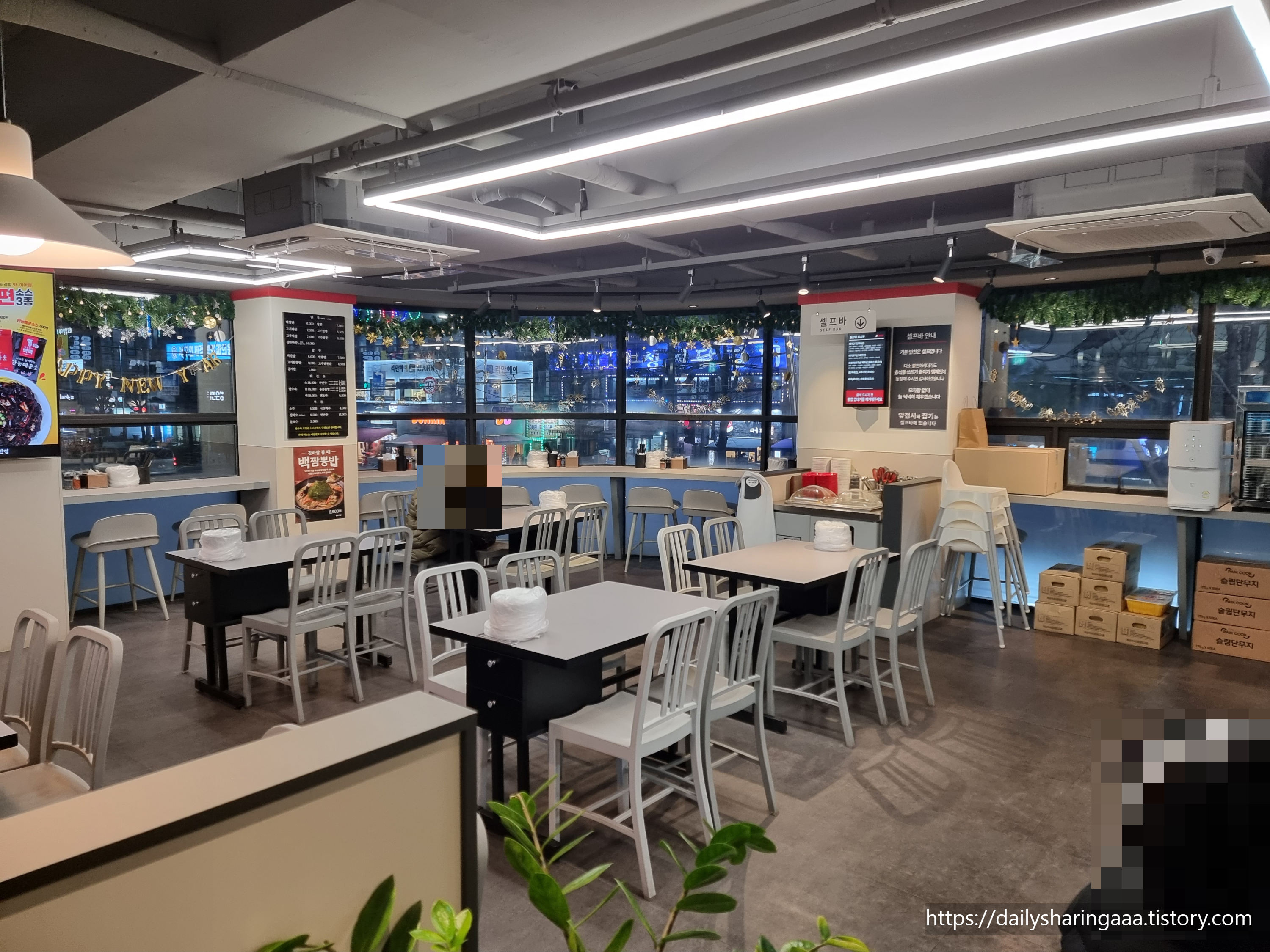 인천신현동_홍콩반점_내부